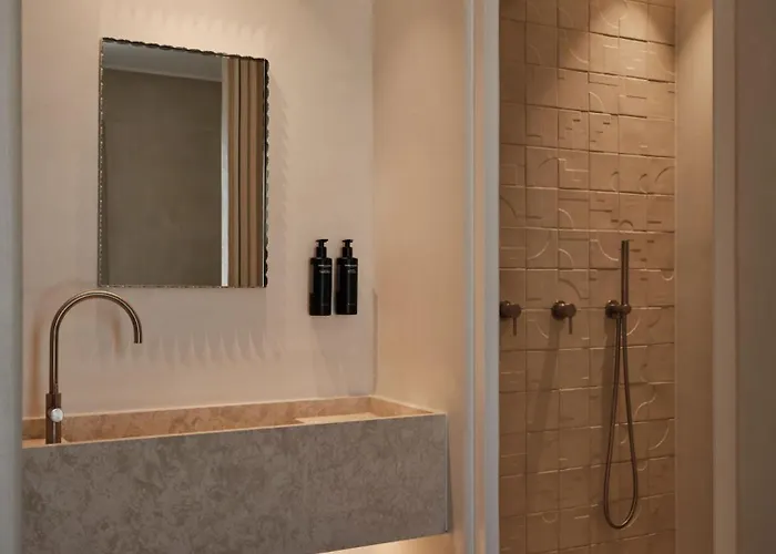 Akria Seaside فندق