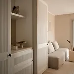 Otel Akria Seaside *
