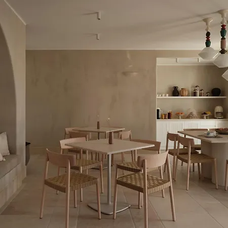 Hotel Akria Seaside