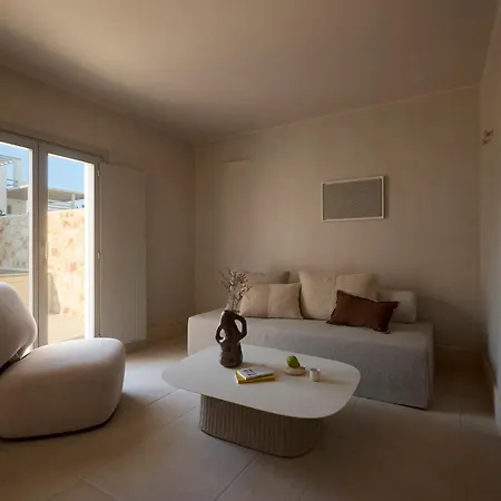 Akria Seaside Hotel Naousa (Paros)