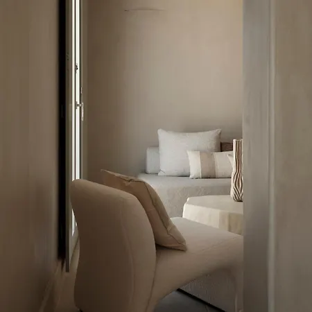 Akria Seaside Hotel Naousa (Paros)