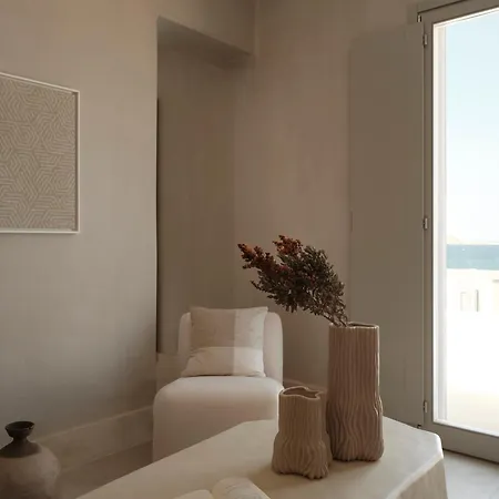 Akria Seaside Naousa (Paros)