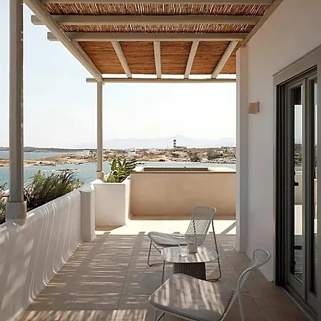 Akria Seaside * Νάουσα