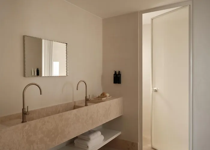 Ξενοδοχείο Akria Seaside